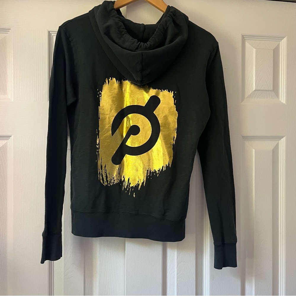 Peloton zip up Hoodie size small made in USA gold P on back